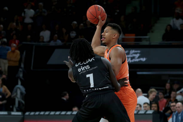 一事件的深 一事件的深