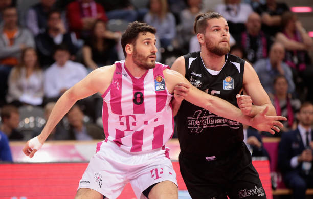 和精湛配合 和精湛配合